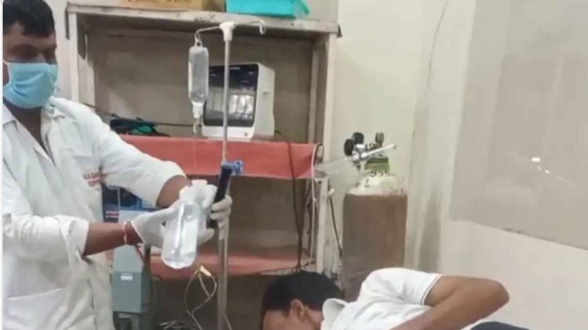 जिला अस्पताल की इमरजेंसी में भर्ती जहरीला पदार्थ निगला युवक