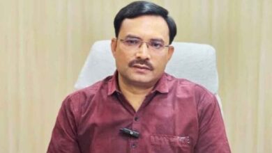 Photo of कानपुर देहात: परिषदीय स्कूलों में छात्र सुरक्षा पर हाईकोर्ट सख्त, बीएसए ने बीईओ को दी चेतावनी