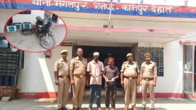कानपुर देहात: पानी की टंकी से बैटरी और केबल चोरी करने वाले 2 शातिर गिरफ्तार, मोपेड बरामद 8 Photo of कानपुर देहात: पानी की टंकी से बैटरी और केबल चोरी करने वाले 2 शातिर गिरफ्तार, मोपेड बरामद