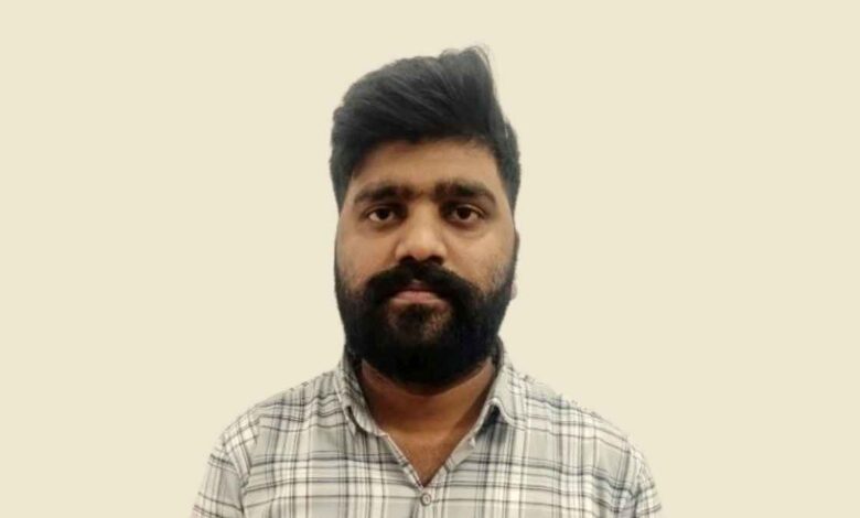जालसाज अभिषेक शर्मा गिरफ्तार