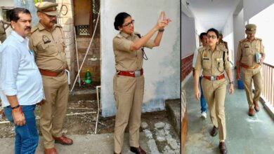 Photo of पुलिस कार्यालय में निर्माणाधीन भवन का एसपी ने किया औचक निरीक्षण: गुणवत्ता में लापरवाही न बरतने की सख्त हिदायत, समय सीमा में काम पूरा करने के निर्देश