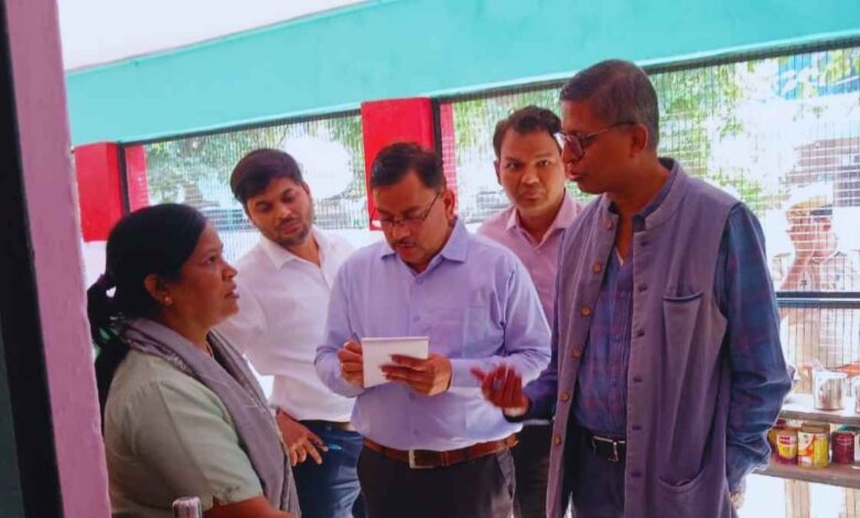 kanpur dehat dm kapil singh inspected schools
